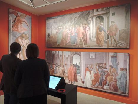 Une des salles du musée Mudia avec des reproductions des fresques de Masolino da Panicale et de Masaccio provenant de la Chapelle Brancacci située dans l'église Santa Maria del Carmine à Florence