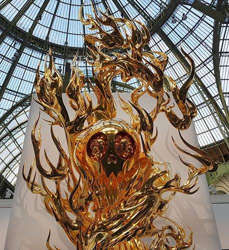 <em>Flame of desire</em> (or, 2013-2015) de Takashi Murakami sur le stand de la galerie Perrotin à la Fiac, le 18 octobre 2017 