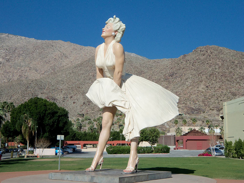 Une statue géante de Marilyn Monroe fait débat à Palm Springs