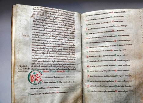 Manuscrit provenant de l'abbaye du Mont-Saint-Michel