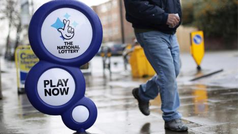 Les ventes de tickets de loterie ont connu une hausse en Grande Bretagne.