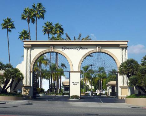 Melrose Gate, une des entrée des studios de la Paramount Pictures où se déroulera la Frieze Los Angeles en février 2019