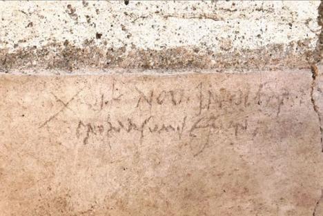 L'inscription découverte à Pompéi 