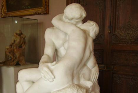 Auguste Rodin Le Baiser