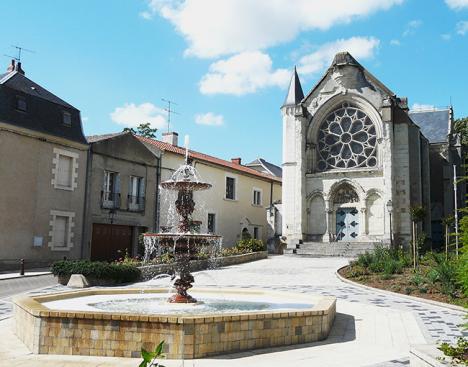La chapelle Jeanne d'Arc à Thouars - Photo Père Igor