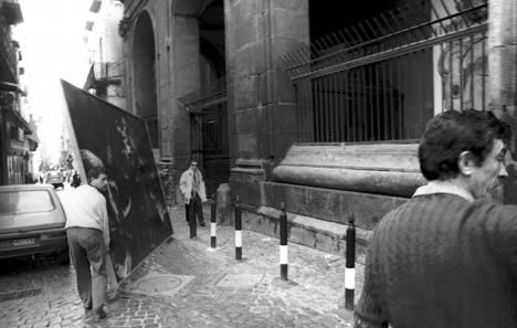 Transport des Sept oeuvres de Misericorde du Caravage, vers l'église Pio Monte della Misericordia à Naples, le 15 février 1991 © photo Stefano Renna