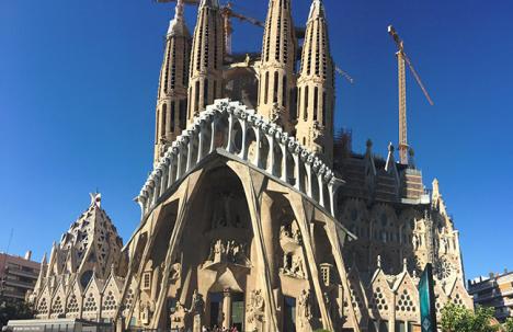 La Sagrada Familia en juin 2017. © Photo Jose Bolanos