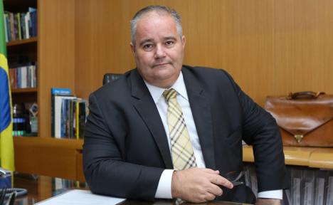 Henrique Pires en janvier 2019. © Secretario Especial da Cultura, CC BY 2.0.