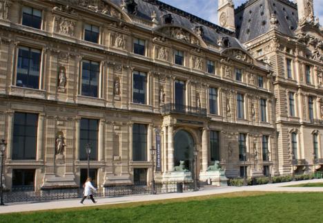 Palais du Louvre, aile de Flore où est installée l’Ecole du Louvre. © Photo EDL/M. LEDUR.