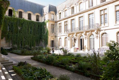 Les jardins du Musée Carnavalet. © Photo Fanny Schertzer, 2012