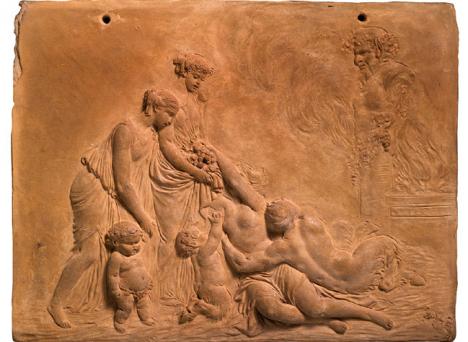 Clodion, Sacrifice à la douleur, vers 1780, relief en terracotta, 21 x 27 cm. © Christophe de Quénetain & Marella Rossi.