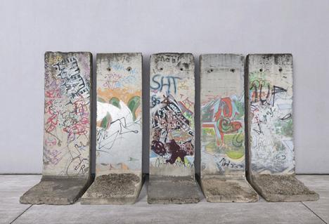Mur de Berlin, vente caritative 2020, BRAFA 2020. © Raf Michiels.