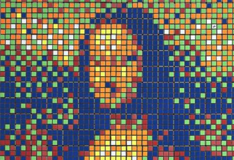 Invader, Rubik Mona Lisa (détail), 2005, assemblage de Rubik's Cubes, 136 x 93 x 7 cm. © Photo Artcurial.