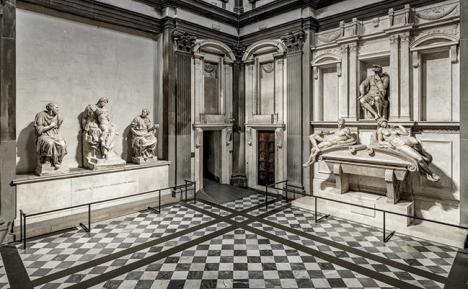 Le nouvel éclairage de la Sagrestia Nuova qui abrite les tombeaux des Médicis de Michel-Ange. © Photo Andrea Jemolo. 