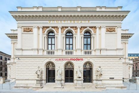 Façade de l'Albertina Modern à Vienne en Autriche © Photo Rupert Steiner
