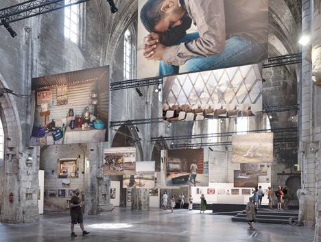 Exposition de Philippe Chancel lors des Rencontres d'Arles 2019. © Philippe Chancel.