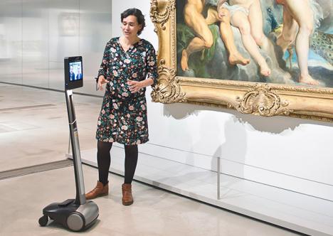Le robot-vidéo téléguidé du Louvre-Lens. © Photo F. Iovino.