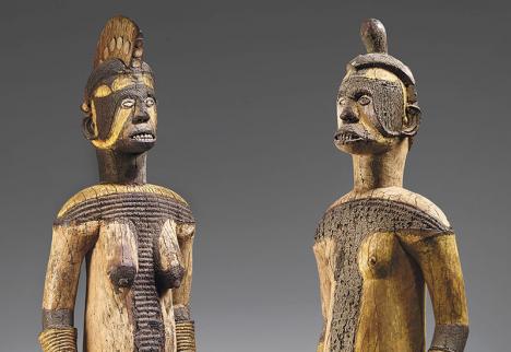 Paire de statues Igbo attribuée au maître d'Awka, région de Nri-Awka, Nigéria. © Christie's Images Limited 2020