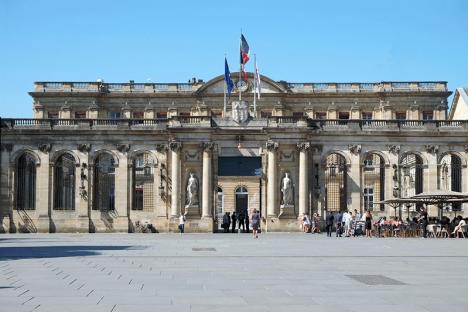 Le Palais Rohan, siège de l'hôtel de ville de Bordeaux. © Photo Patrick Despoix, 2013