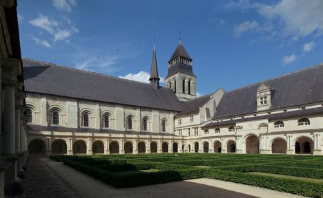 Cloître de l'Abbaye Royale de Fontevraud