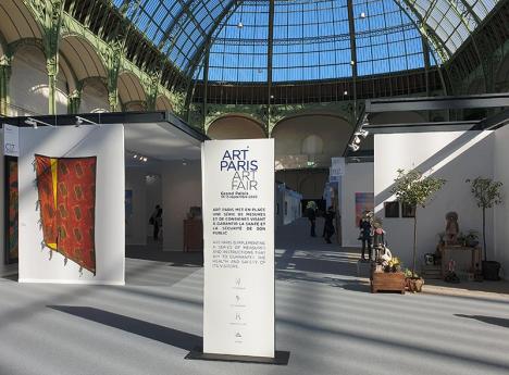 Les galeries Templon et Perrotin à Art Paris 2020 © Photo Clotilde Bednarek / Le Journal des Arts