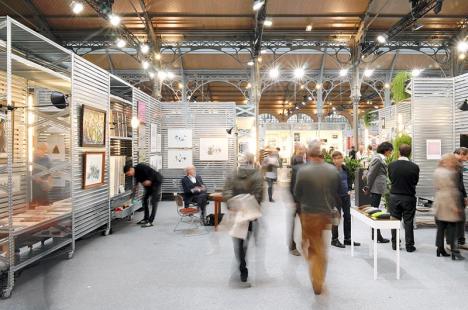 Vue de l'édition 2019 de Galeristes au Carreau du Temple, scénographie Dominique Perrault et Gaëlle Lauriot Prévost. © Archive ADAGP.