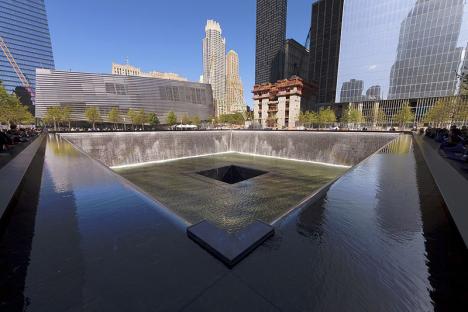 Mémorial du 11 septembre à New York. © NormanB, 2012, CC BY-SA 3.0