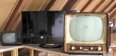 Télévision et ordinateur. © Pxhere, CC0
