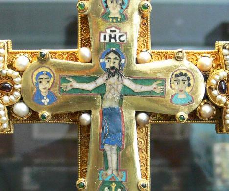Croix des Welf (détail), XIIe siècle, appartenant au trésor des Guelfes et conservée au musée des arts décoratifs de Berlin. © FA2010, Public domain
