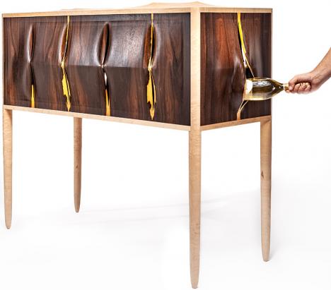 Steven Leprizé, Squama, bahut sans porte ni tiroirs en WooWood. © ARCA / Photo Antoine Duhamel