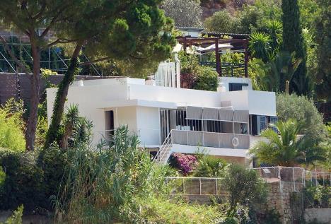 La villa E-1027 construite de 1926 à 1929 par Eileen Gray et Jean Badovici à Roquebrune-Cap-Martin dans les Alpes-Maritimes. © Carl ha, 2016, CC BY-SA 4.0