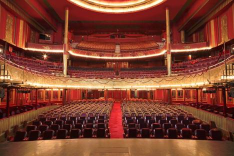 La salle de spectacle des Folies Bergère. © HRNet, 2011, CC BY-SA 3.0