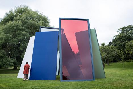 José Pedro Croft, Untitled, 2021, présenté par la Galeria Vera Cortês à Frieze Sculpture 2021. Photo Linda Nylind - Courtesy Linda Nylind / Frieze.