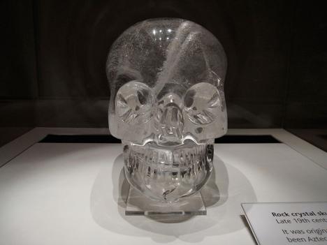 Crâne de cristal du British Museum, aujourd'hui daté de la fin du XIXe siècle. © Gryffindor, 2009, CC BY-SA 3.0