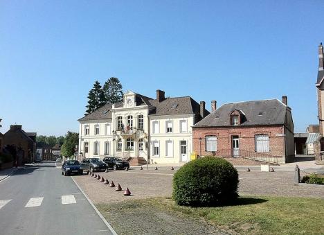 Mairie de Wassigny (Aisne). CC BY-SA 3.0