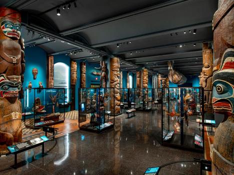La galerie Northwest Coast Hall rénovée. © American Museum Of Natural History