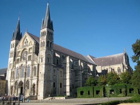 La basilique Saint-Remi de Reims © marchinileo0, Pixabay License 
