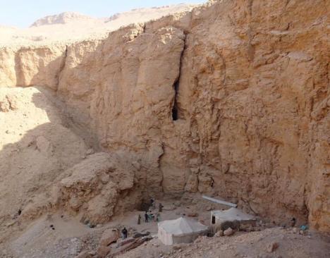 Site de fouilles archéologiques à Louxor, découverte d'une tombe royale. © Egyptian Ministry of Antiquities 