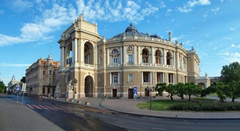 Le Théâtre d'Odessa en Ukraine - Photo Alex Levitsky & Dmitry Shamatazhi, 2012 - CC BY-SA 3.0
