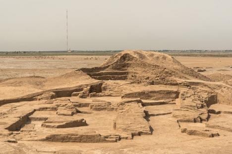 Le temple de Ningirsu à Girsu en Irak, datant de 2 100 avant J.-C. Vue des excavations réalisées par l'équipe du British Museum. © The Girsu Project / Dani Tagen