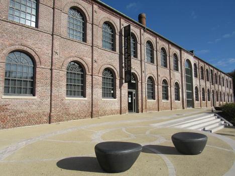 Le Musée de la Nacre et de la Tabletterie à Méru dans l'Oise © Photo Pmohaupt, 2020