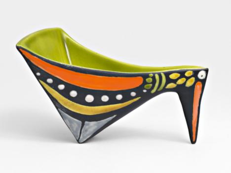 Roger Capron (1922-2006), Coupe Oiseau, 1958, céramique émaillée, h. 13cm. © Hervé Lewandowski