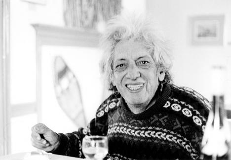 Jean Paul Riopelle (1923-2022) dans son atelier de l’Île-aux-Grues au Québec en 1991. © Archives Riopelle