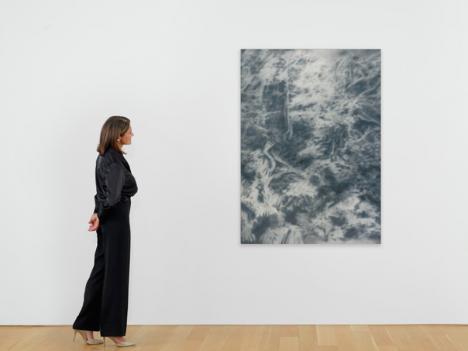 Gerhard Richter, Waldstück (Okinawa), 1969, huile sur toile, 174 cm x 124 cm. © Christie’s Images Limited 2023