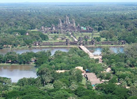 Vue aérienne du site Angkor Wat. © Shankar S., 2008, CC BY 2.0