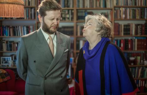 Ragnar Kjartansson, Me and My Mother, 2015 © Ragnar Kjartansson / Luhring Augustine / i8 Gallery