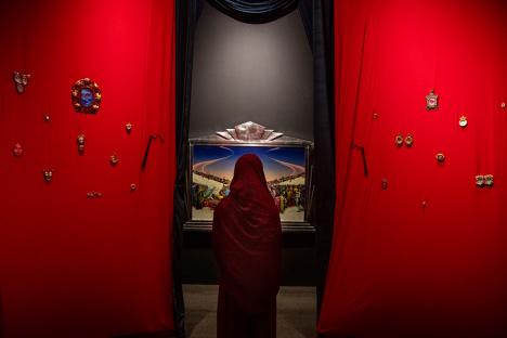 Œuvre de l'artiste égyptianno-palestinien Samo Shalaby présentée dans la section des artistes émergents de la foire Abu Dhabi Art 2023. © Abu Dhabi Art.