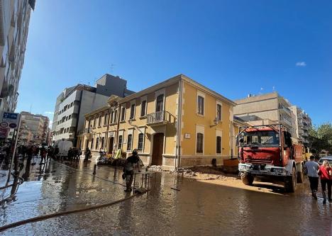 La bibliothèque d'Algemesí le 2 novembre 2024, après le débordement de la rivière Magre. © Bgasco, CC BY-SA 4.0
