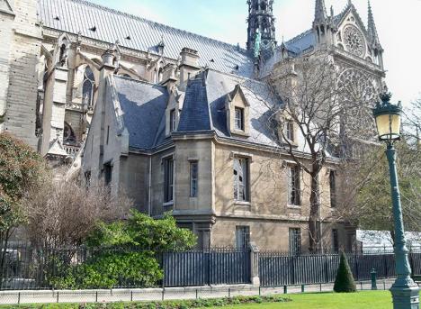 Le presbytère de la cathédrale Notre-Dame de Paris - Photo Marianne Casamance, 2012 - CC BY SA 3.0