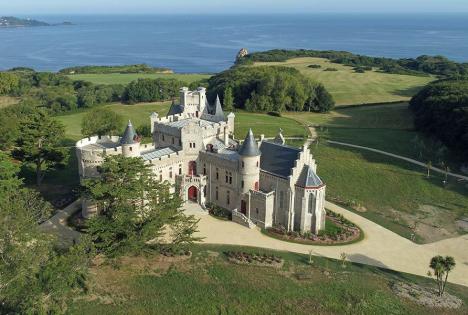 Le château Abbadia à Hendaye. © Balloide